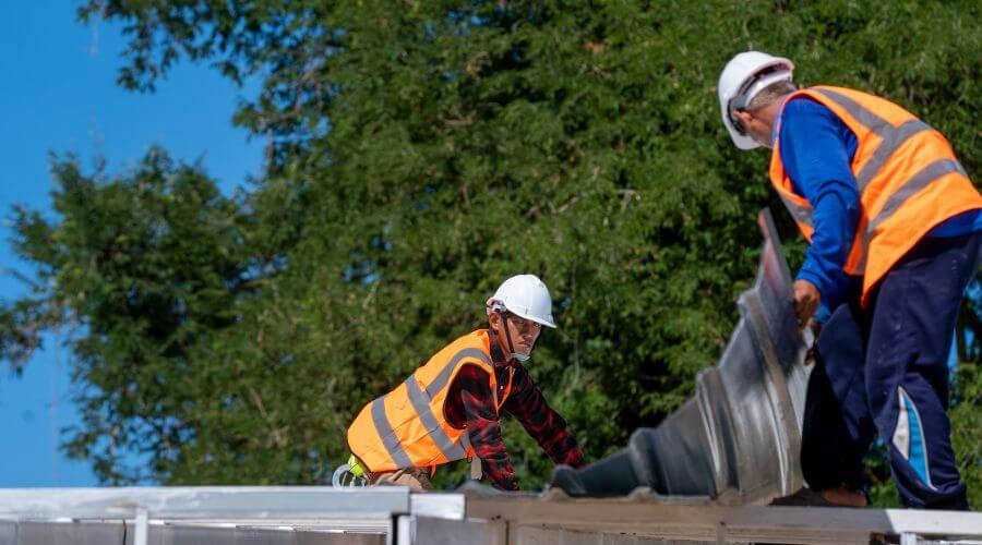 Expert top industrial roofings services in Richardton, ND